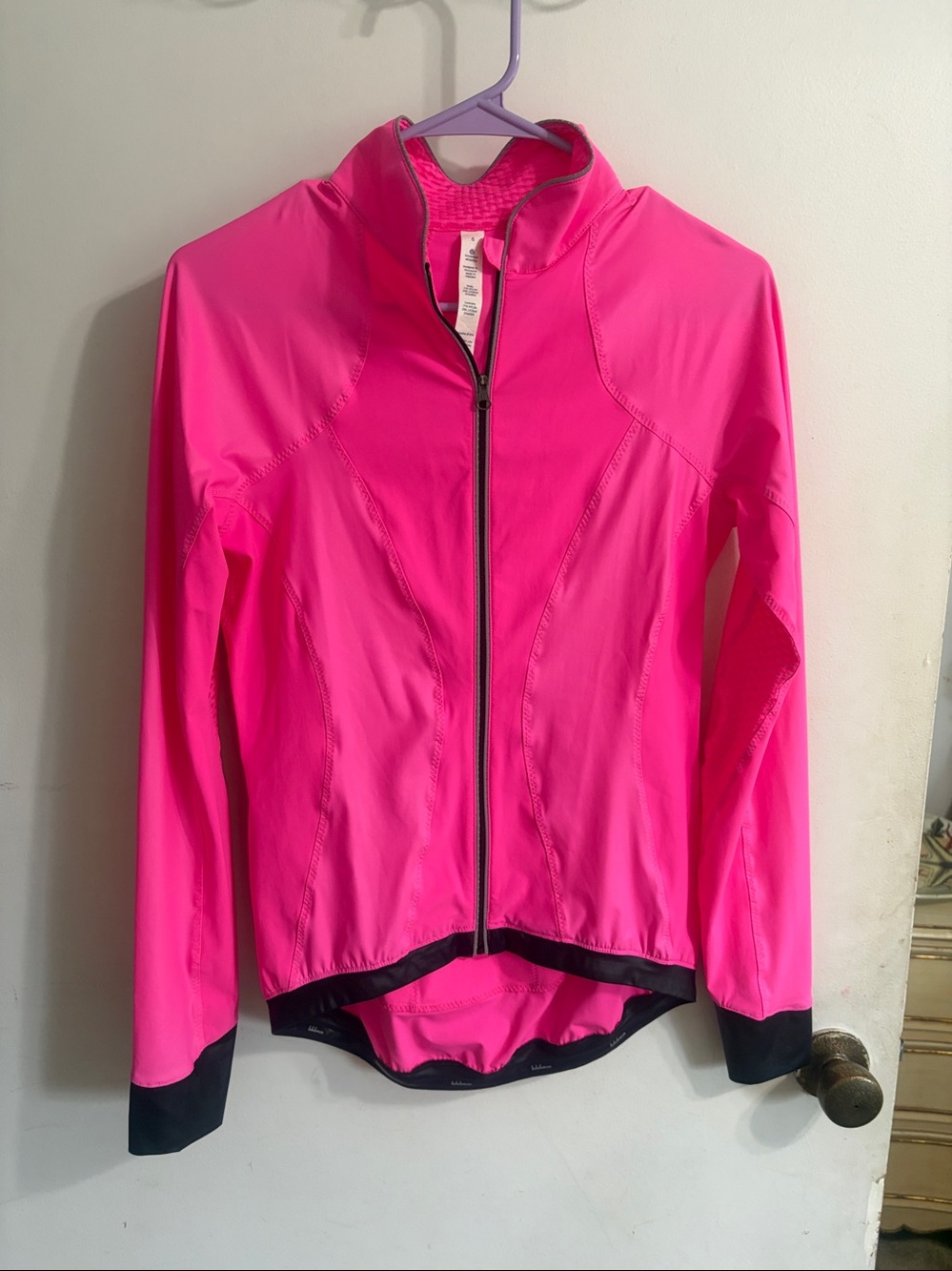 Lululemon cycling jacket